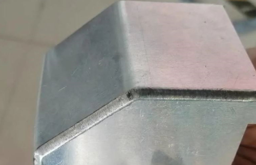 Aluminium laser welded box landscape
