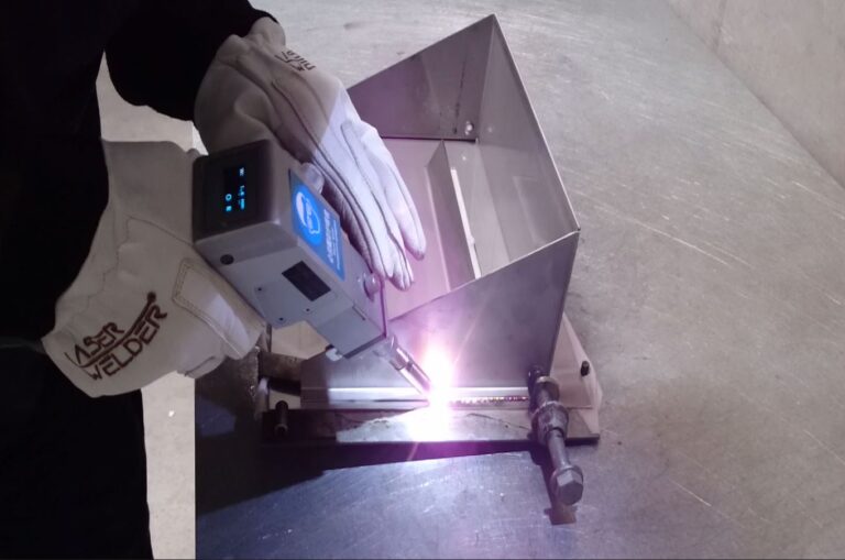 Laser welding stainless steel letterbox door